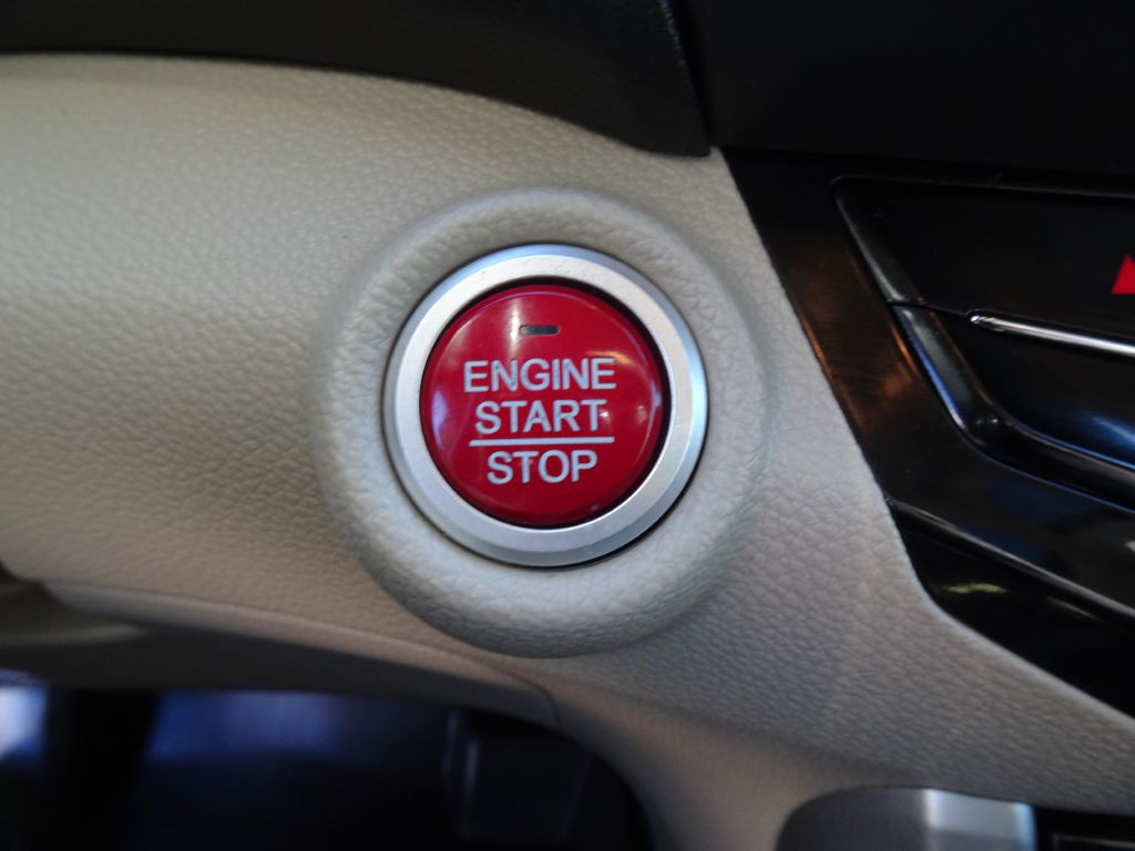 2017 Honda Accord Image 23