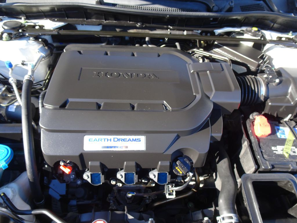 2017 Honda Accord Image 30