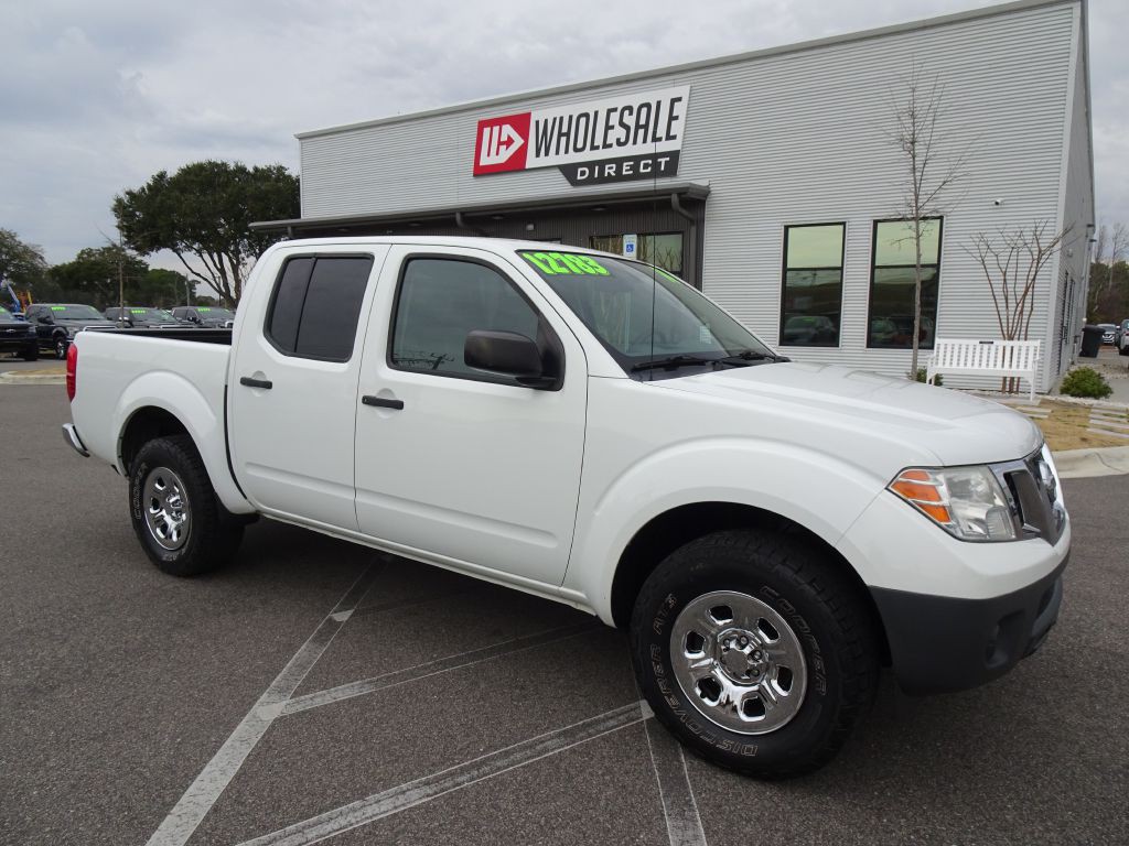 2014 Nissan Frontier Image 1