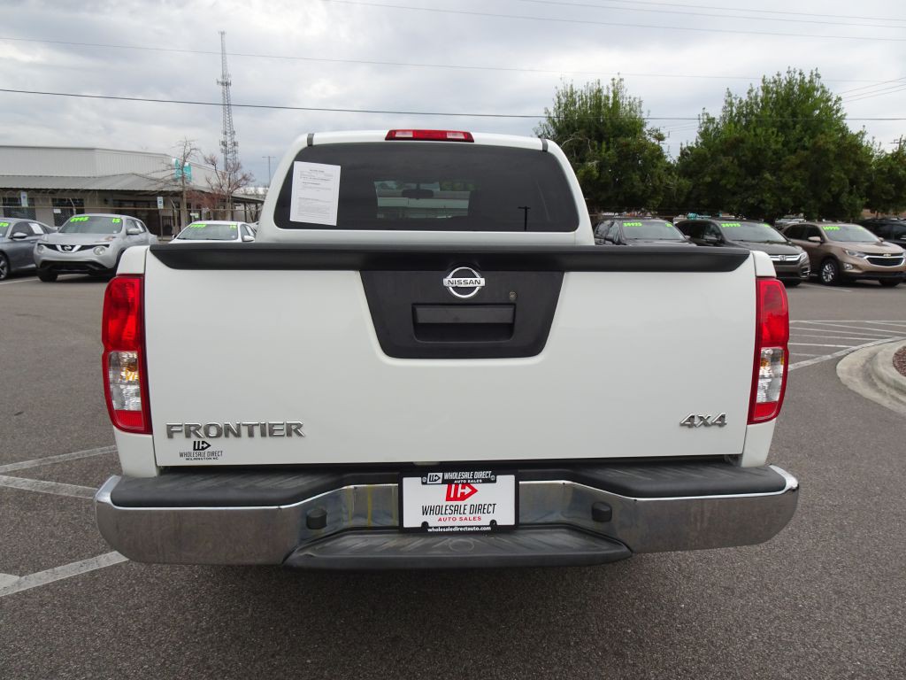 2014 Nissan Frontier Image 4