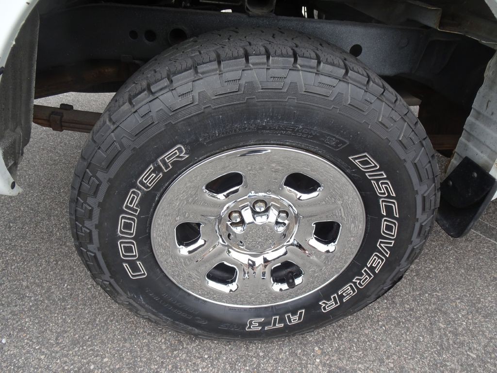 2014 Nissan Frontier Image 28