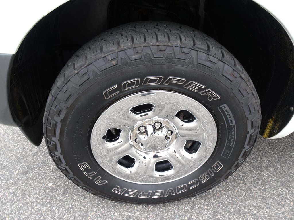 2014 Nissan Frontier Image 32