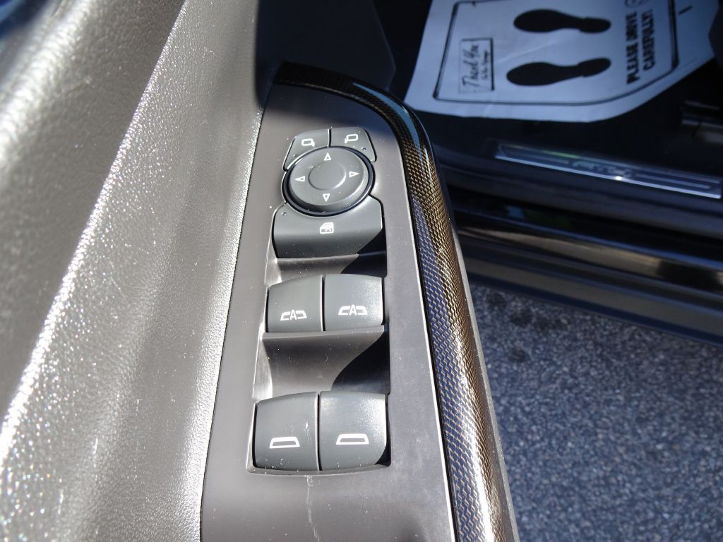 2020 GMC Acadia Image 12