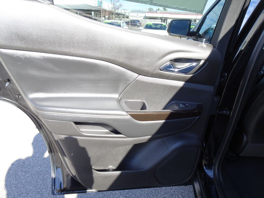 2020 GMC Acadia Image 15