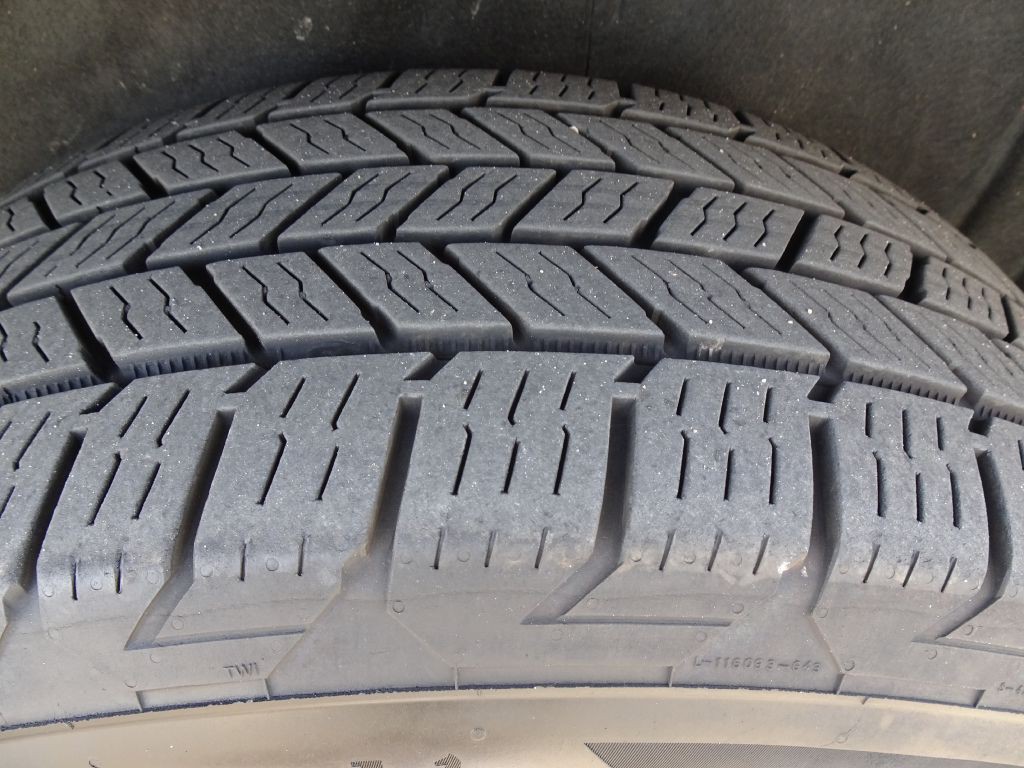 2020 GMC Acadia Image 40