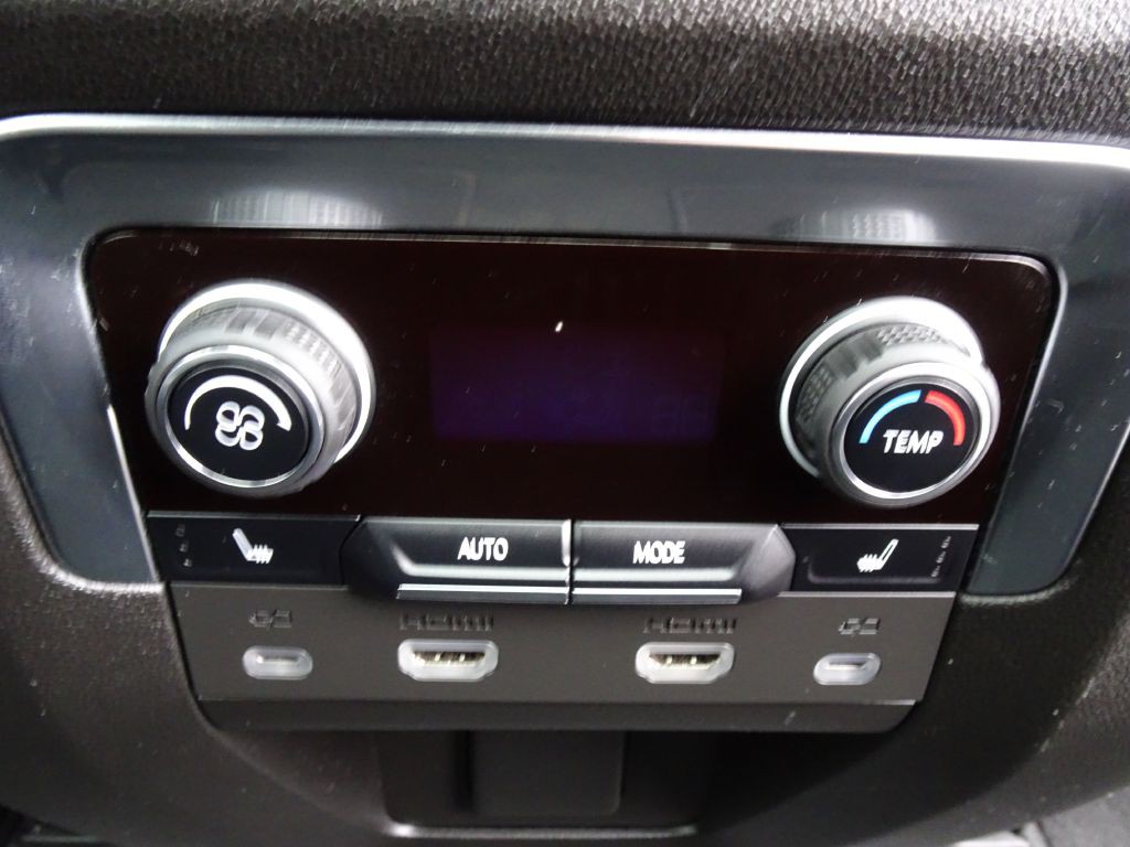 2023 Chevrolet Tahoe Image 25