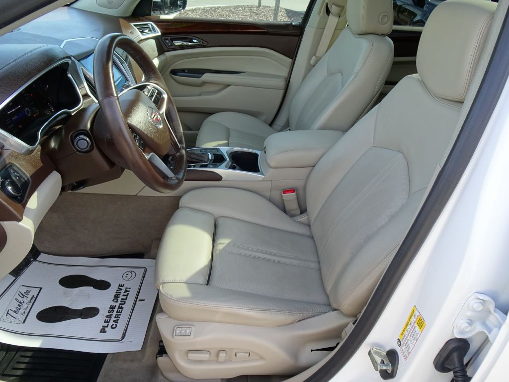 2015 Cadillac SRX Image 9