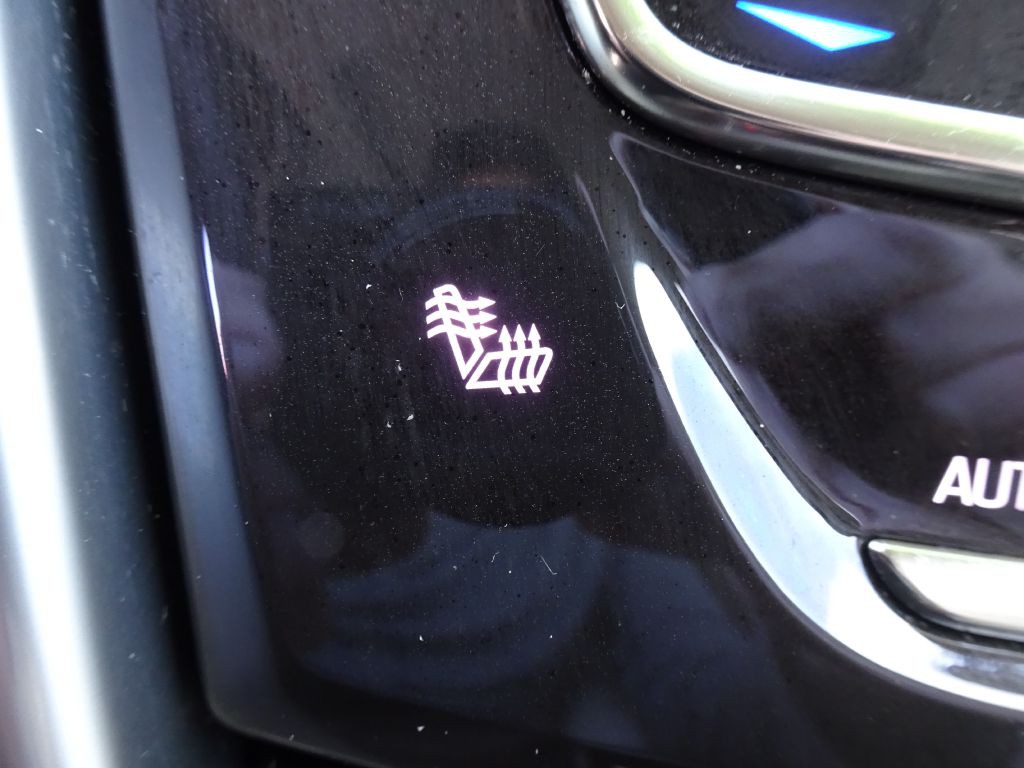 2015 Cadillac SRX Image 24