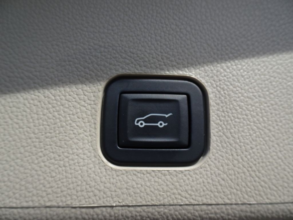 2015 Cadillac SRX Image 29