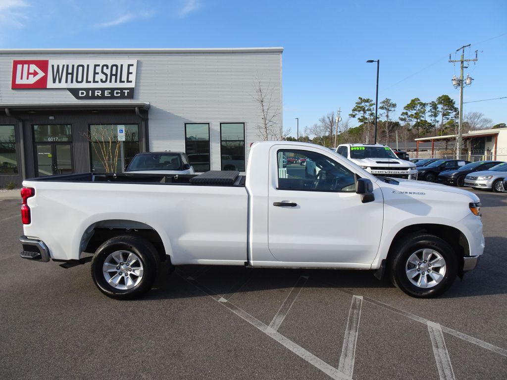 2022 Chevrolet Silverado 1500 Image 2