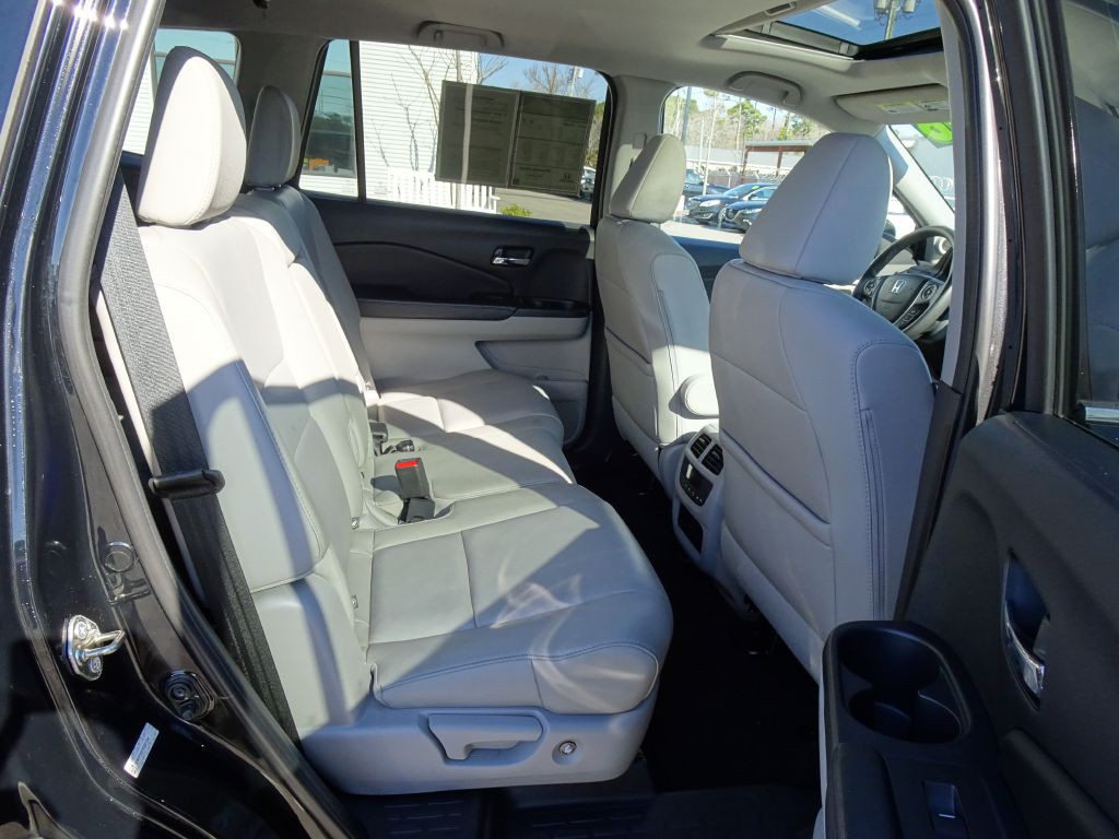 2016 Honda Pilot Image 18