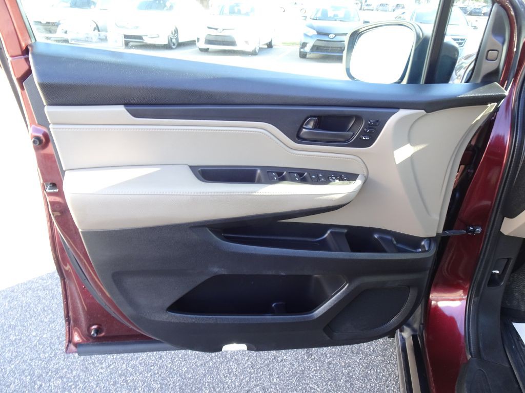 2018 Honda Odyssey Image 10