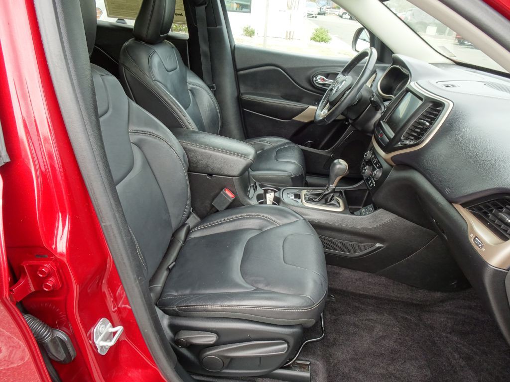 2017 Jeep Cherokee Image 15