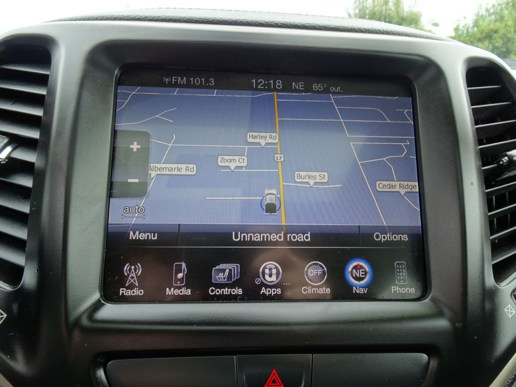 2017 Jeep Cherokee Image 21