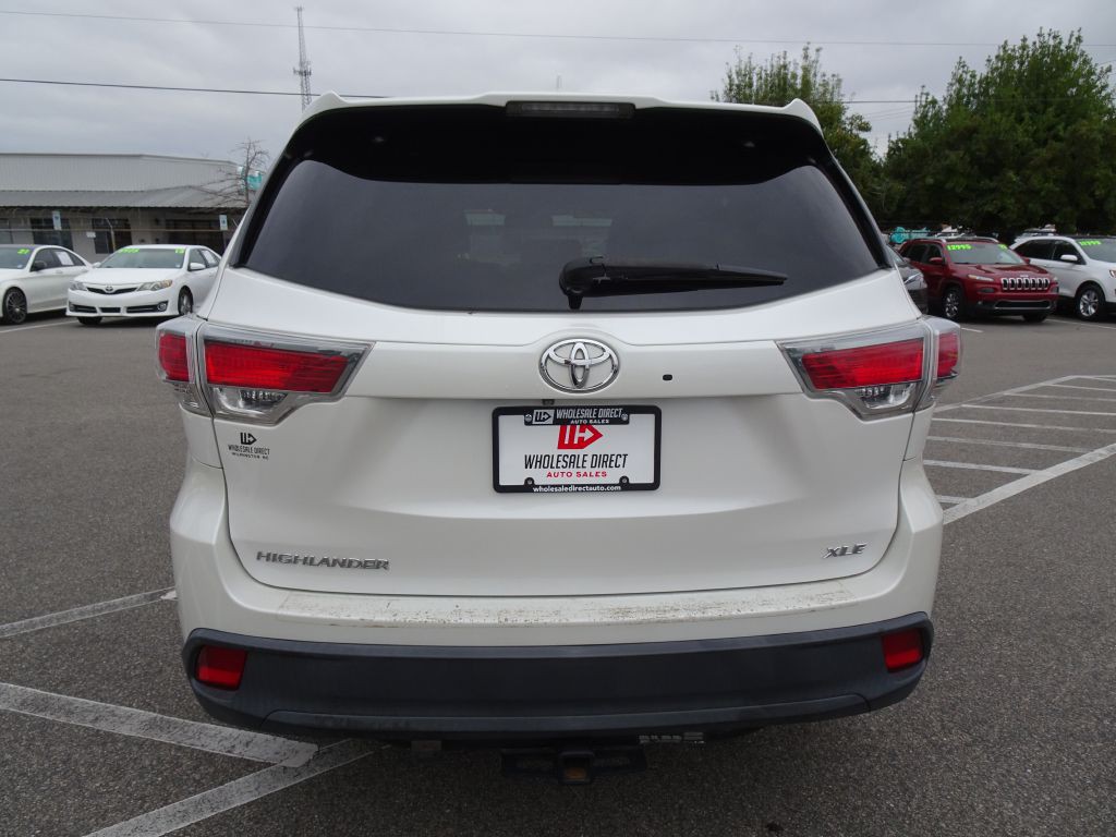 2015 Toyota Highlander Image 4