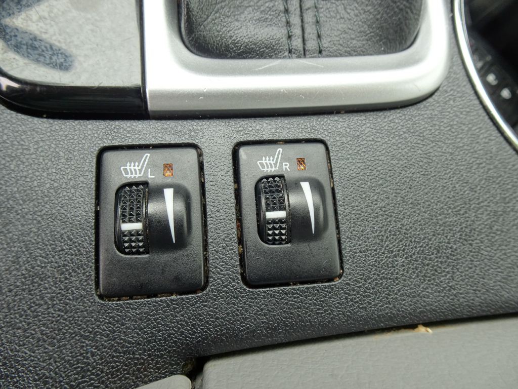 2015 Toyota Highlander Image 25