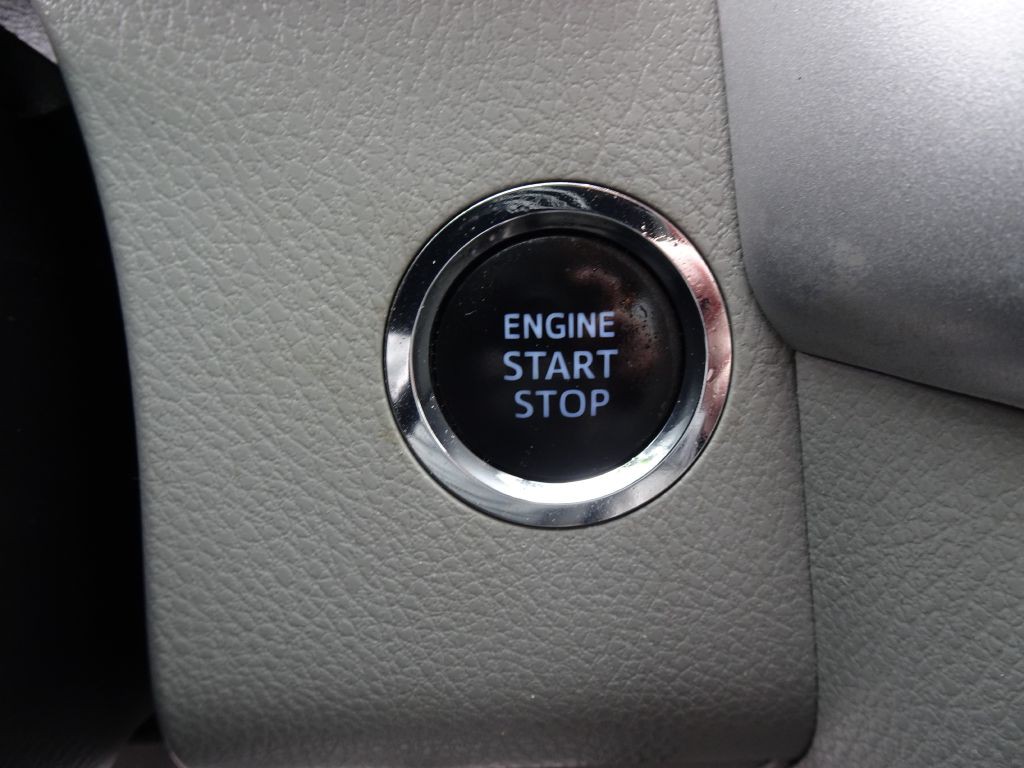 2015 Toyota Highlander Image 26