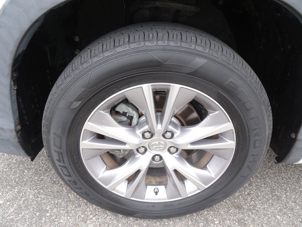 2015 Toyota Highlander Image 40