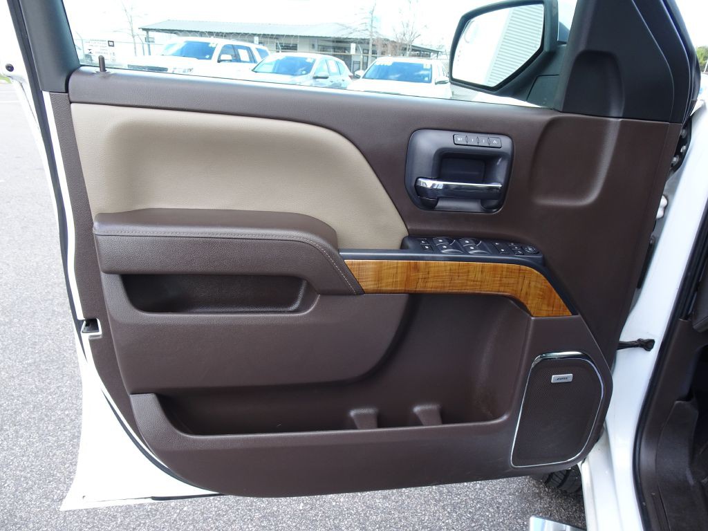 2018 GMC Sierra Image 11