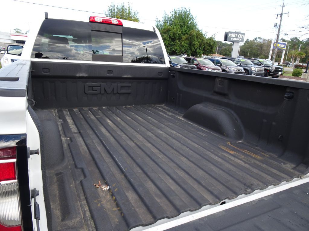 2018 GMC Sierra Image 30