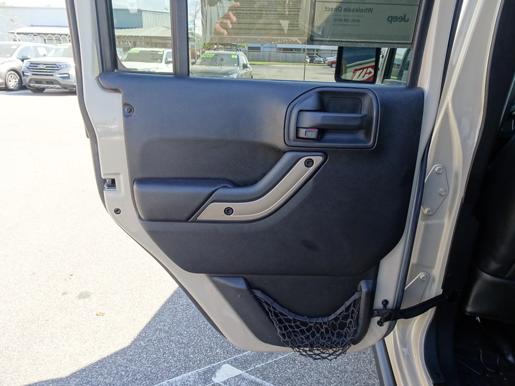 2016 Jeep Wrangler Unlimited Image 13