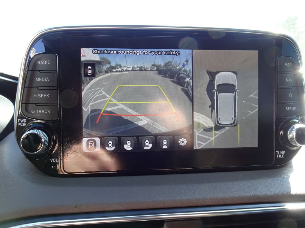 2020 Hyundai Santa Fe Image 23