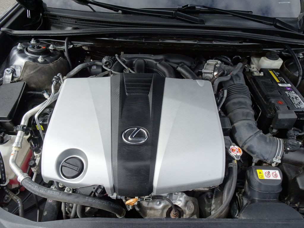 2019 Lexus ES Image 28