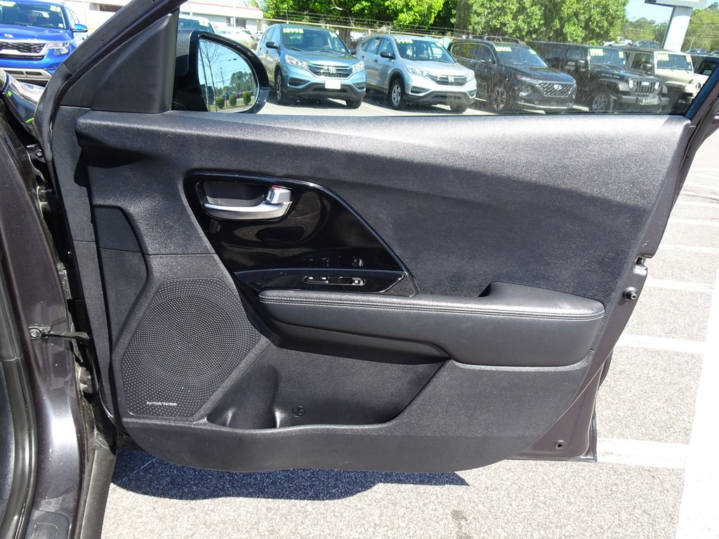 2019 Kia Niro Image 17