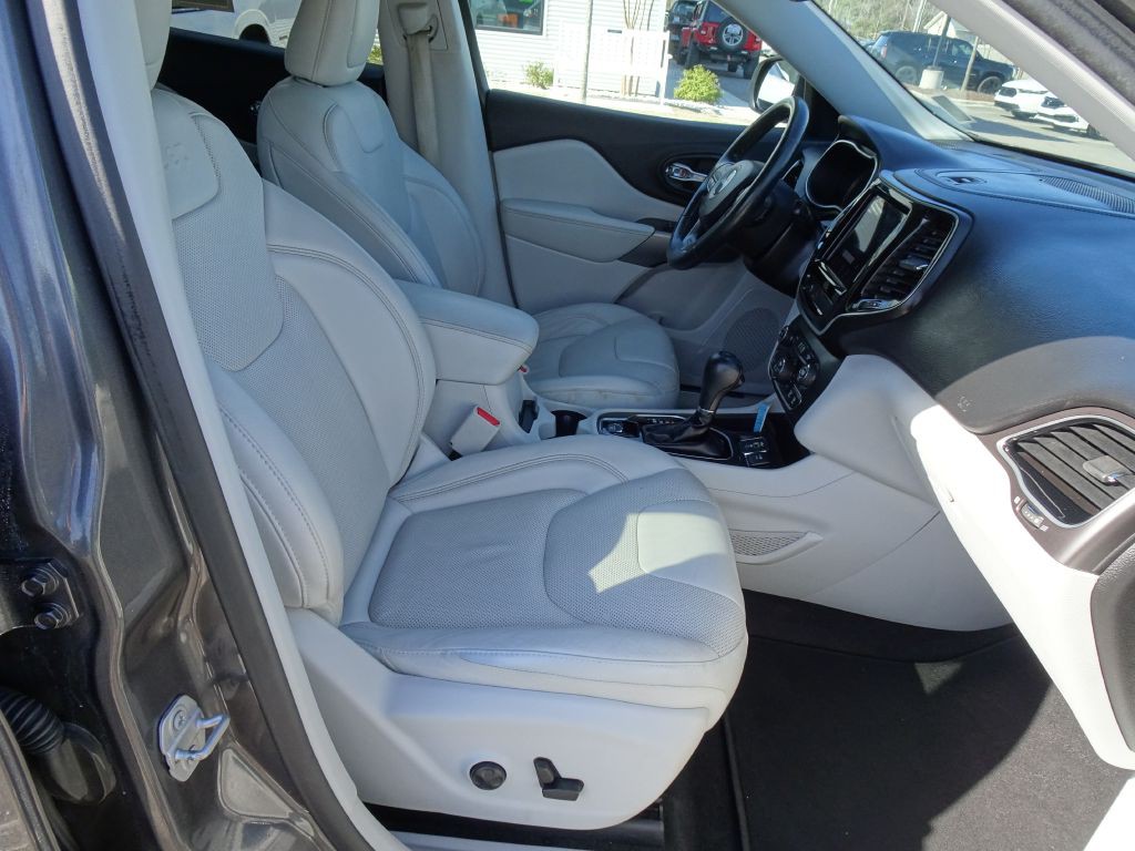 2019 Jeep Cherokee Image 15