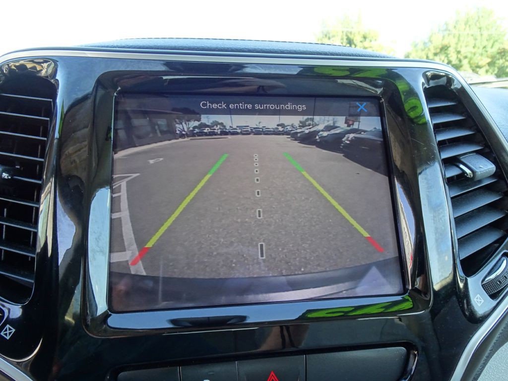 2019 Jeep Cherokee Image 21