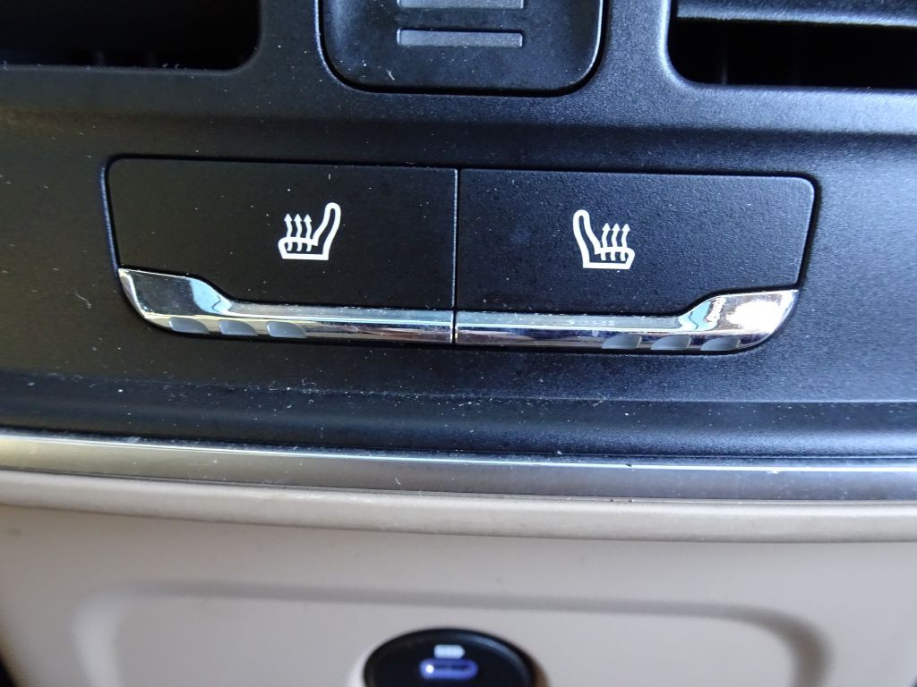 2023 Porsche Macan Image 20