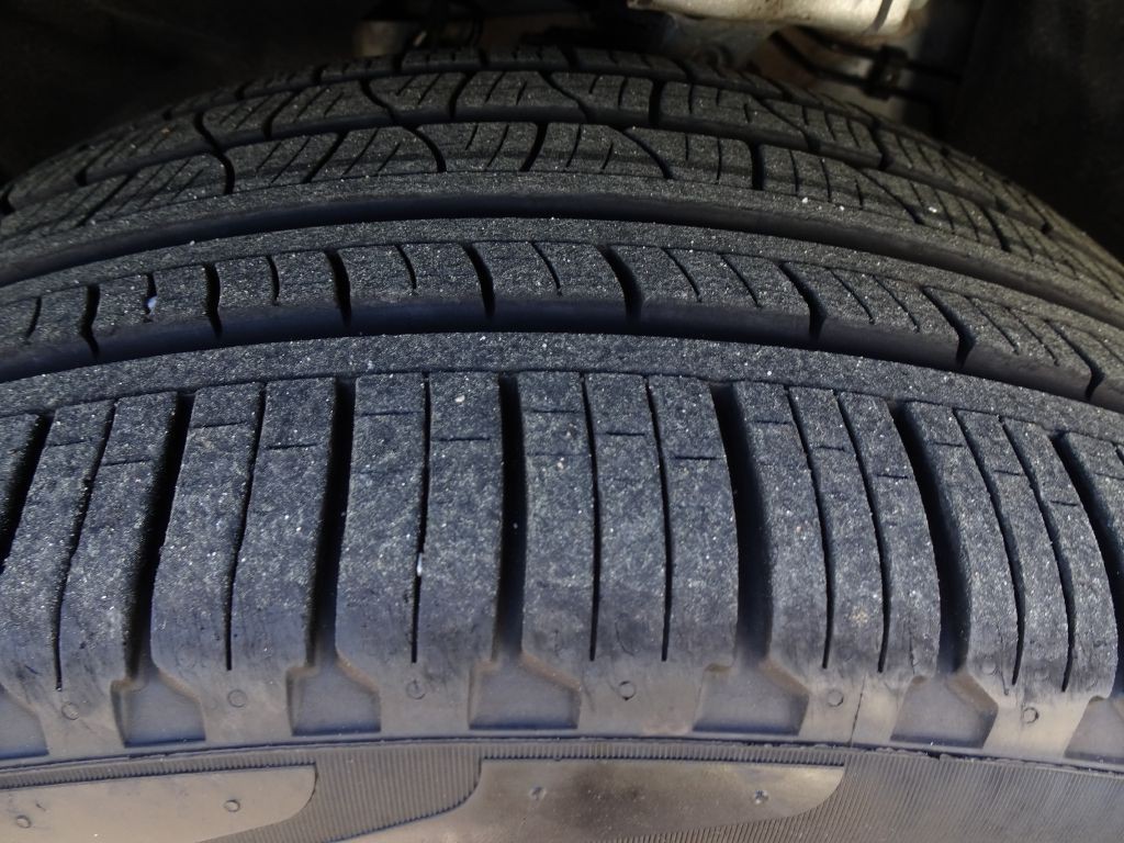 2023 Porsche Macan Image 37