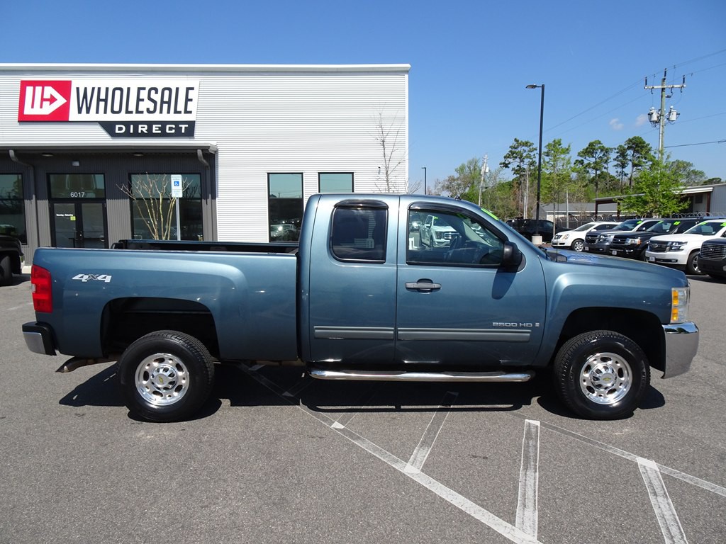 2009 Chevrolet Silverado 1500 Image 2