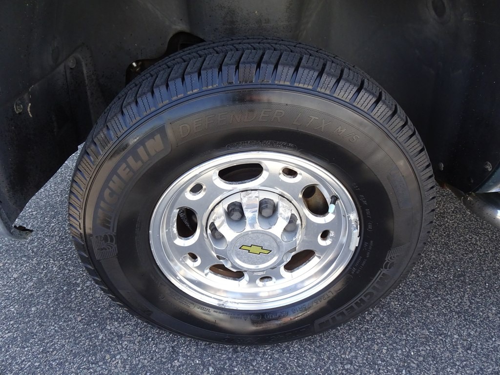 2009 Chevrolet Silverado 1500 Image 32