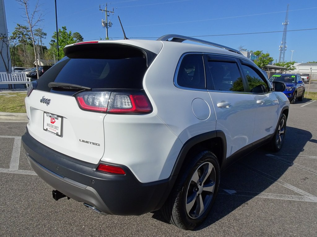 2019 Jeep Cherokee Image 3