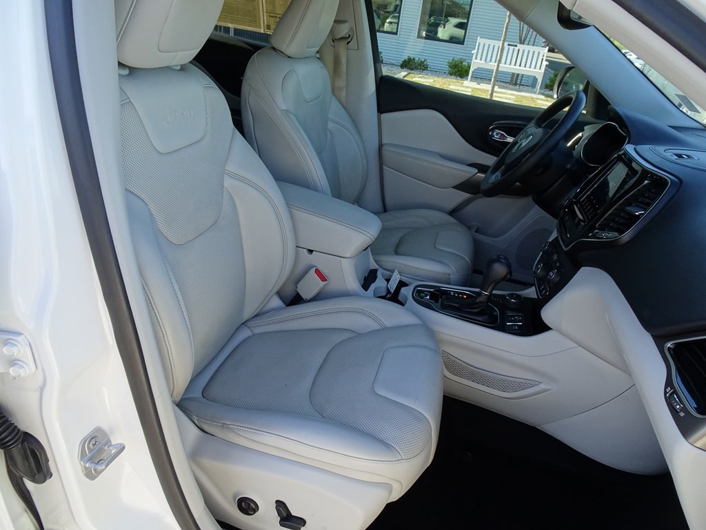 2019 Jeep Cherokee Image 15