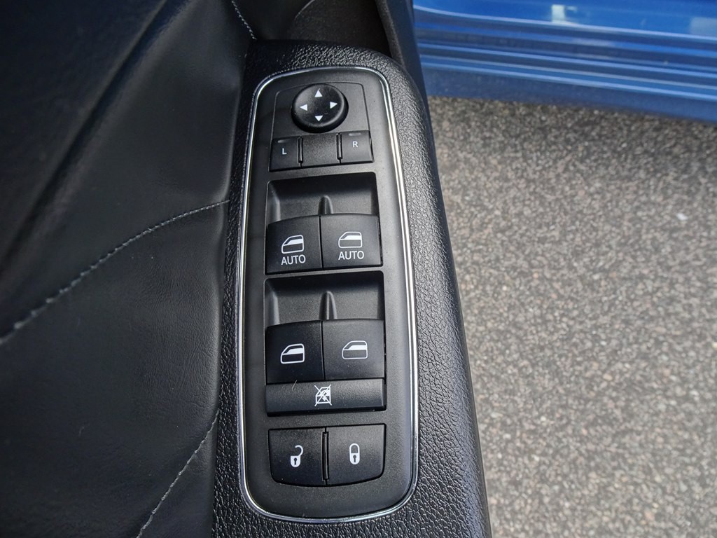 2021 Dodge Charger Image 12