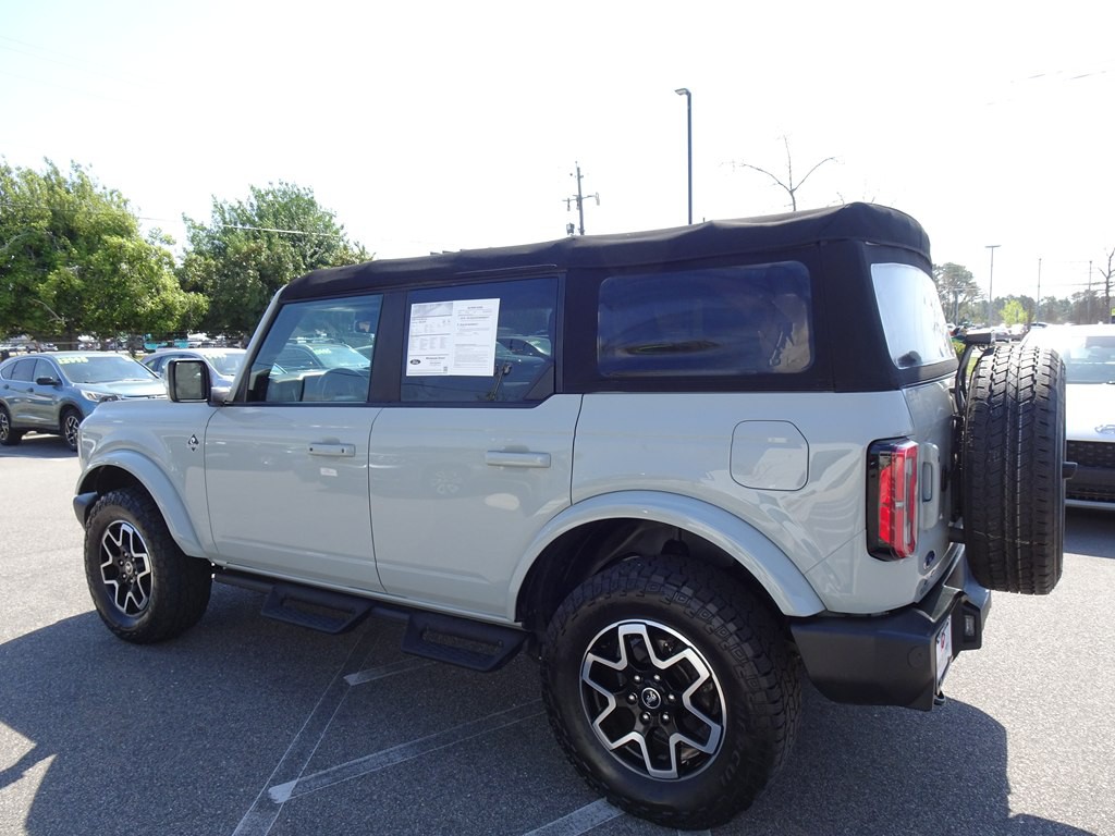 2022 Ford Bronco Image 5