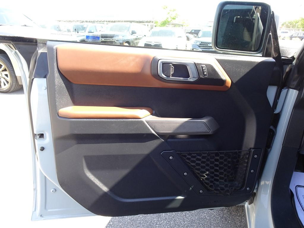 2022 Ford Bronco Image 11