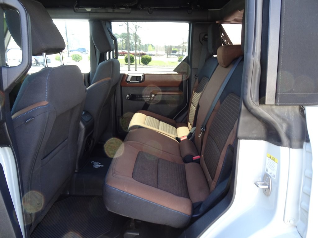 2022 Ford Bronco Image 12