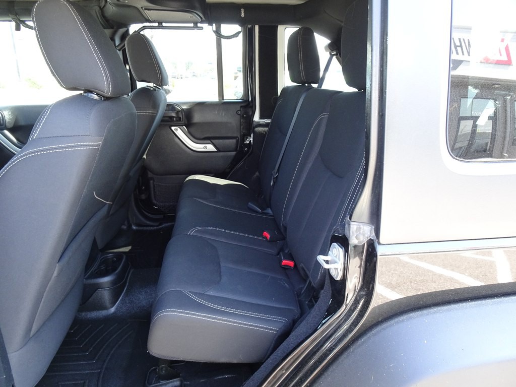 2016 Jeep Wrangler Unlimited Image 12