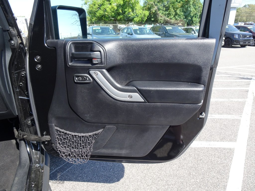 2016 Jeep Wrangler Unlimited Image 15