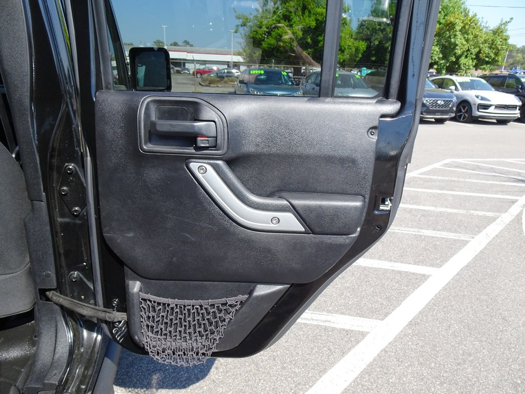 2016 Jeep Wrangler Unlimited Image 17