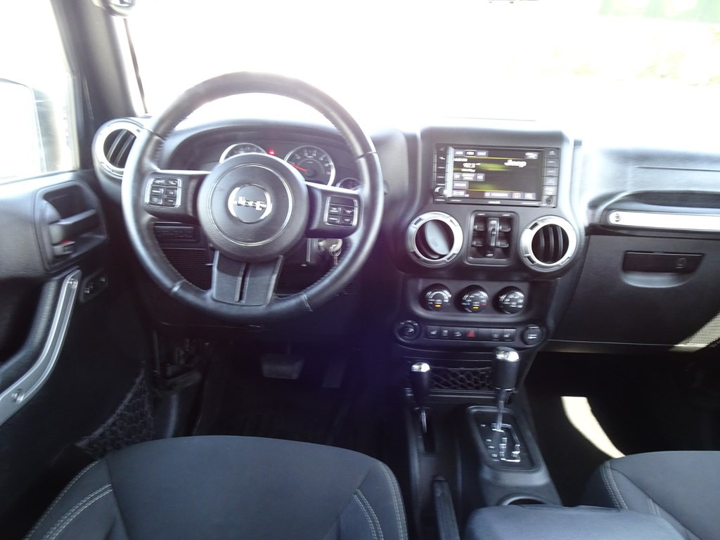 2016 Jeep Wrangler Unlimited Image 18