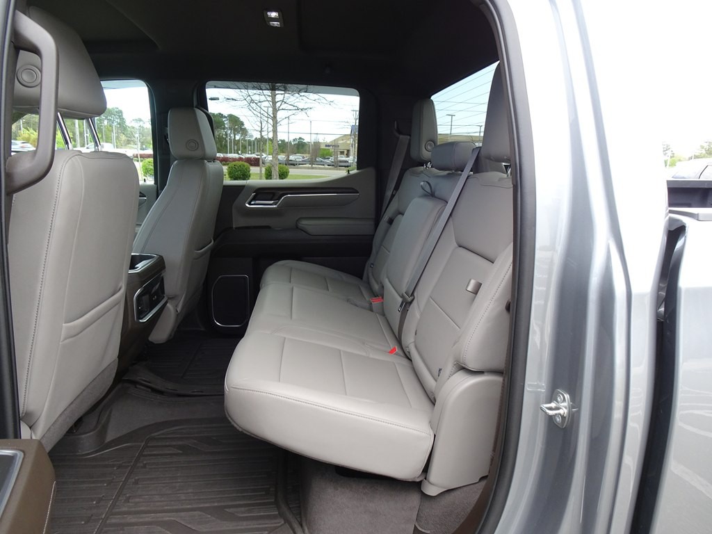 2023 GMC Sierra Image 14