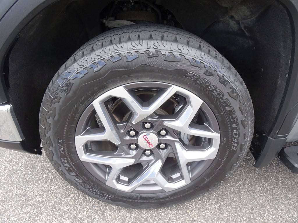 2023 GMC Sierra Image 40