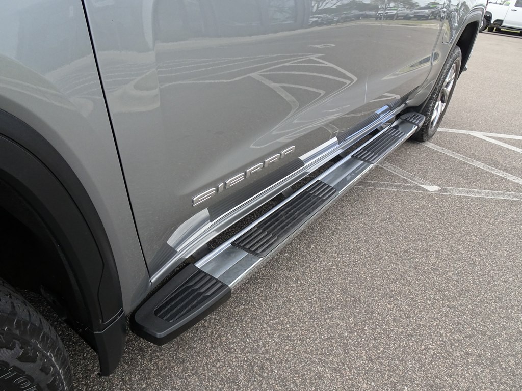 2023 GMC Sierra Image 42