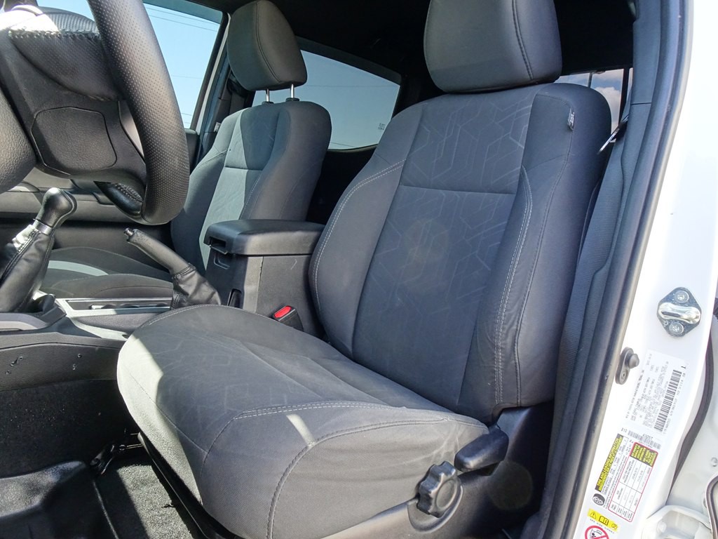 2019 Toyota Tacoma Image 10