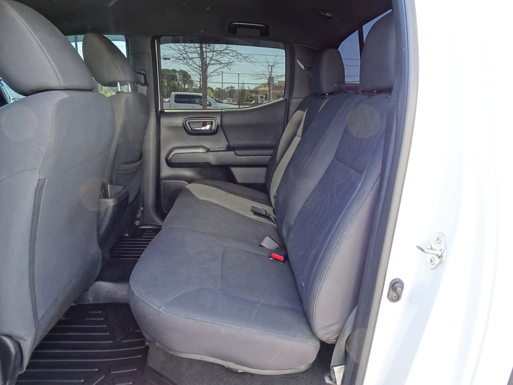 2019 Toyota Tacoma Image 13