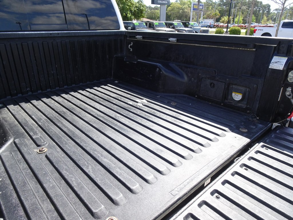 2019 Toyota Tacoma Image 26